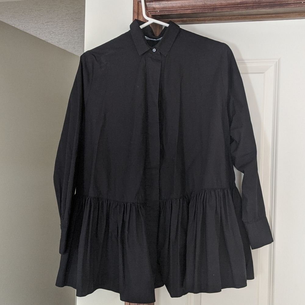Basic black zara shirt